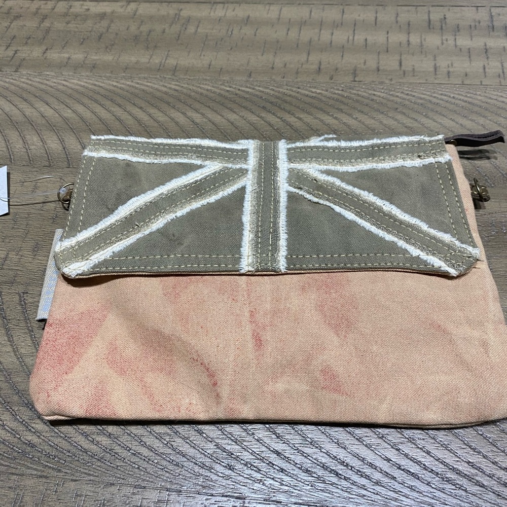 Musse and Cloud crossbody Purse